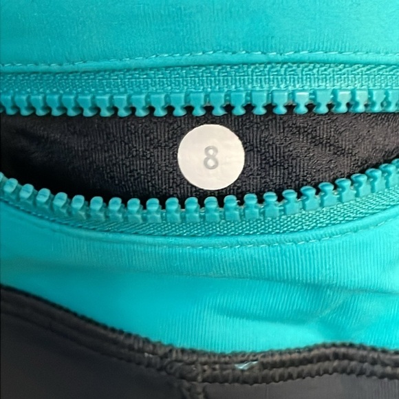 EC Lululemon Team Spirit Cropped Leggings - Grey / Teal - Size 8 - Picture 4 of 4